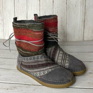 Toms Nepal Boho Fabric and Leather Fleece Lined Boho Boots